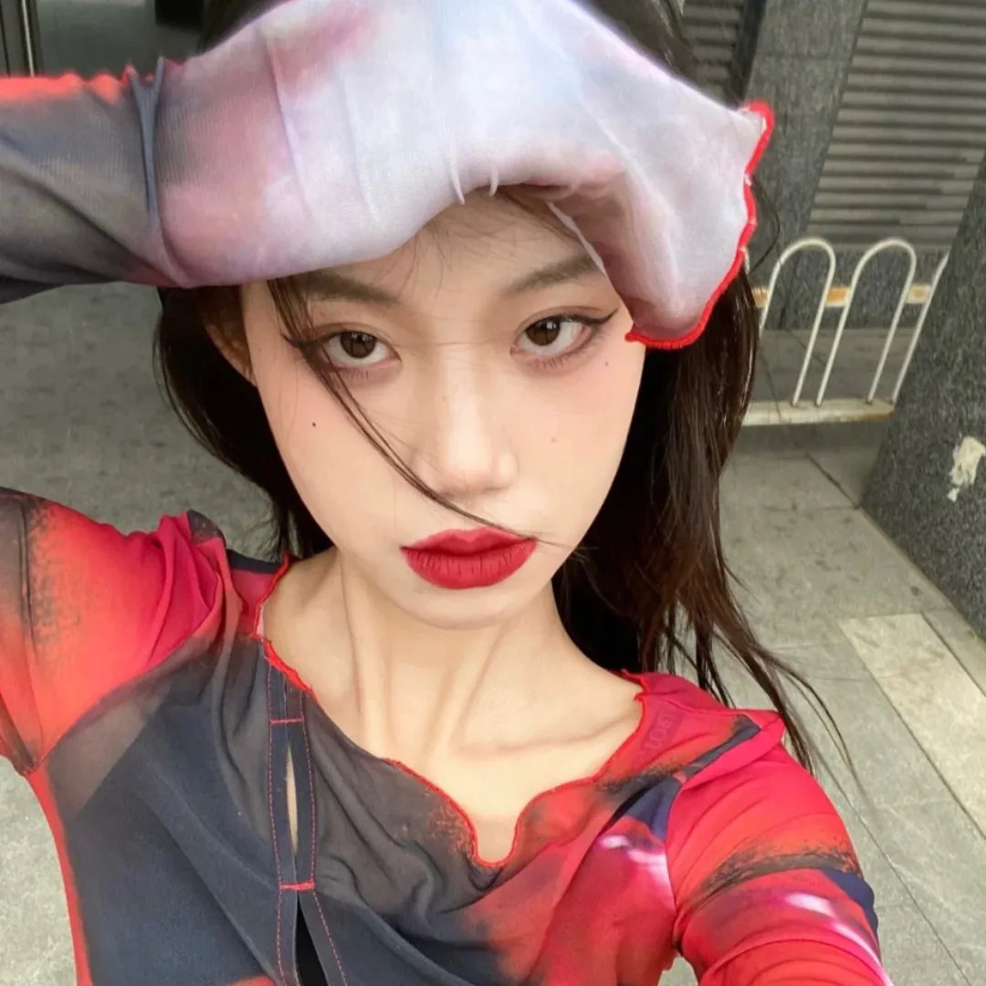 蚁人2:黄蜂女现身 封面