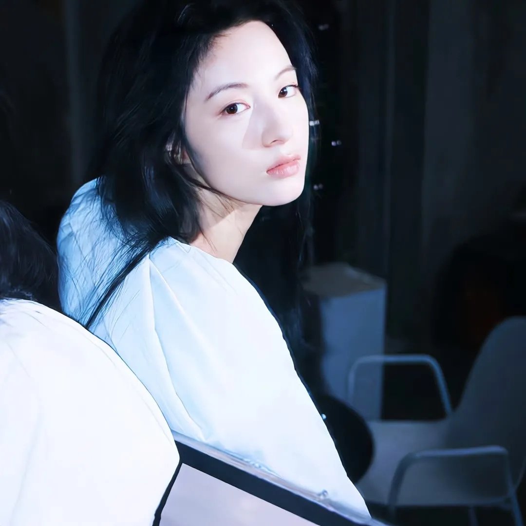 二七风暴 封面